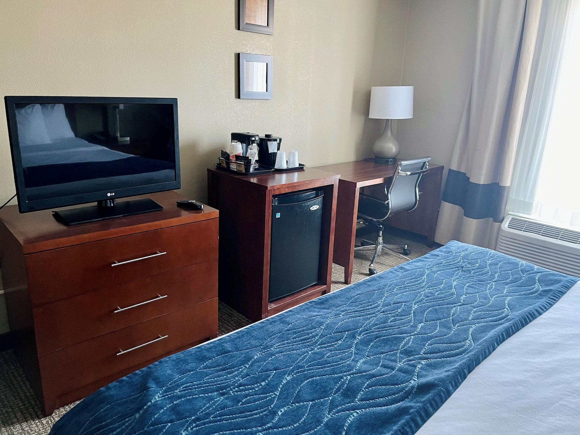 Comfort Inn Randolph-Boston Ngoại thất bức ảnh