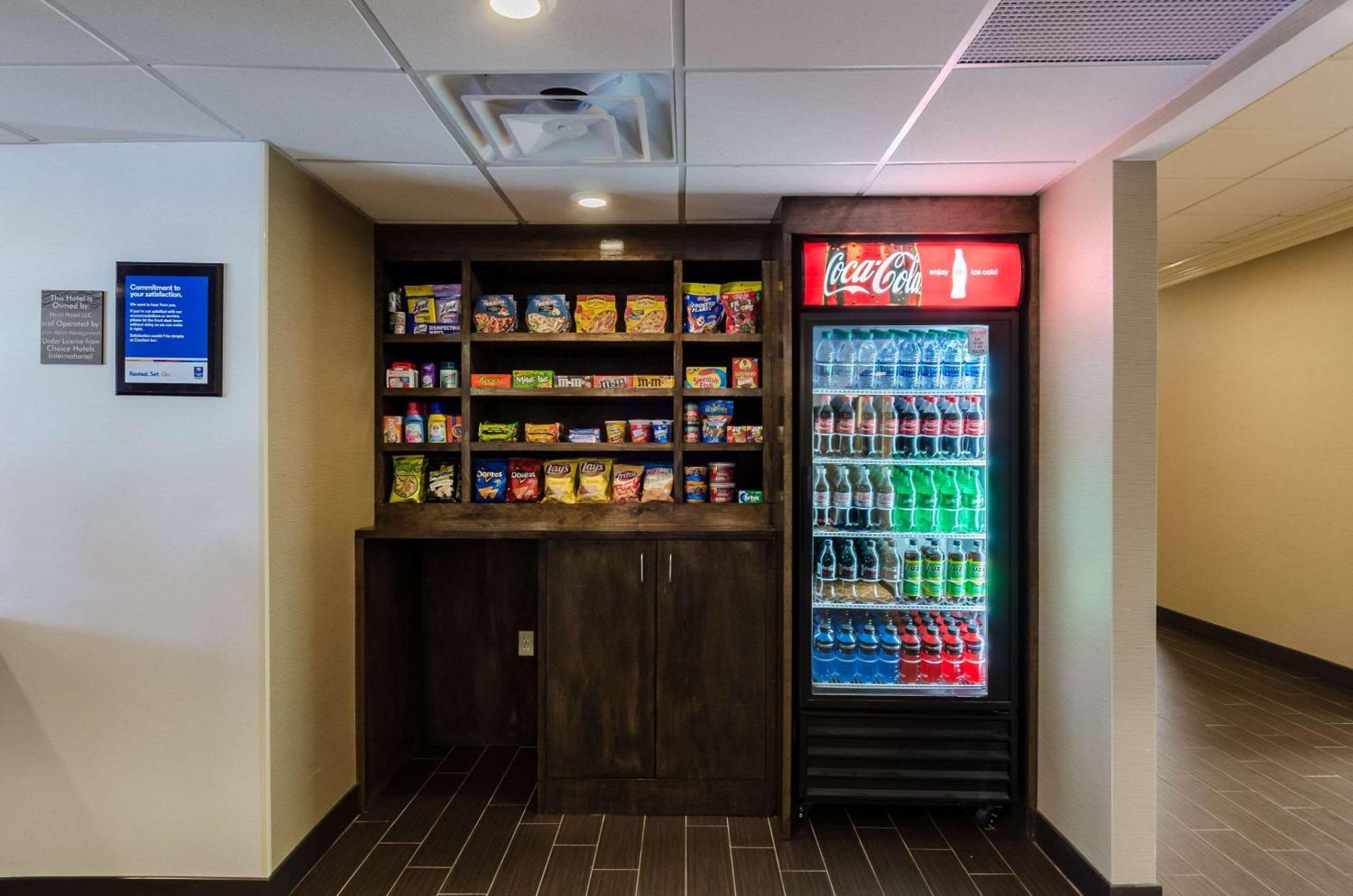 Comfort Inn Randolph-Boston Ngoại thất bức ảnh