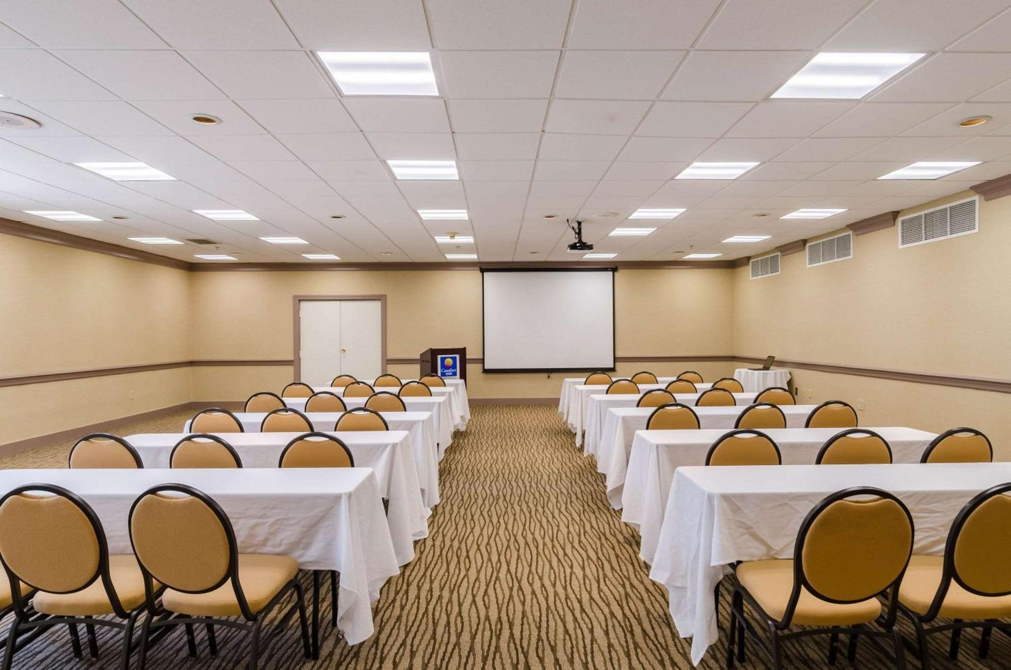Comfort Inn Randolph-Boston Ngoại thất bức ảnh